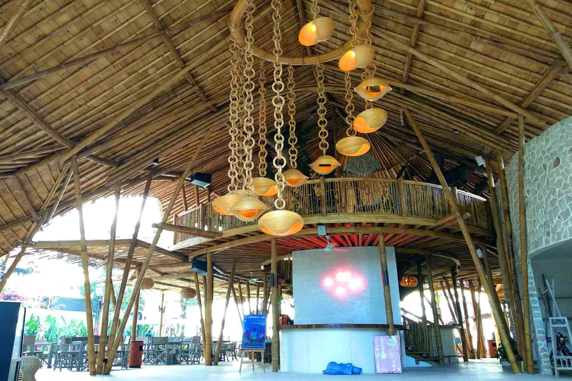 looking for a refreshingly arty Bali experience?!