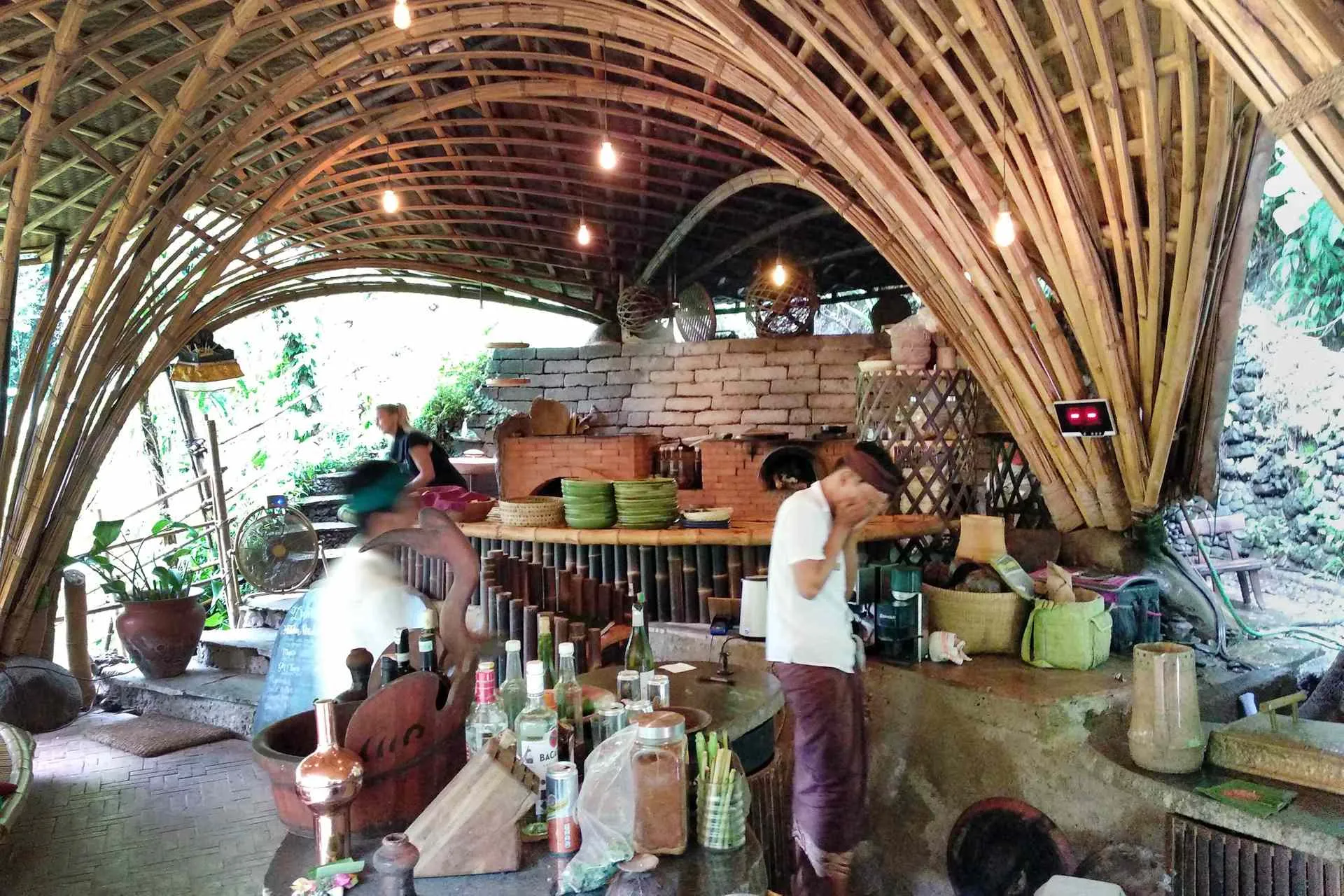 Guests are pampered. Photo by Rokma